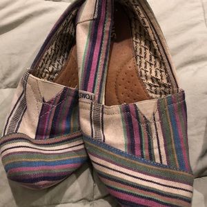 TOMS striped slip on shoes, sz 7